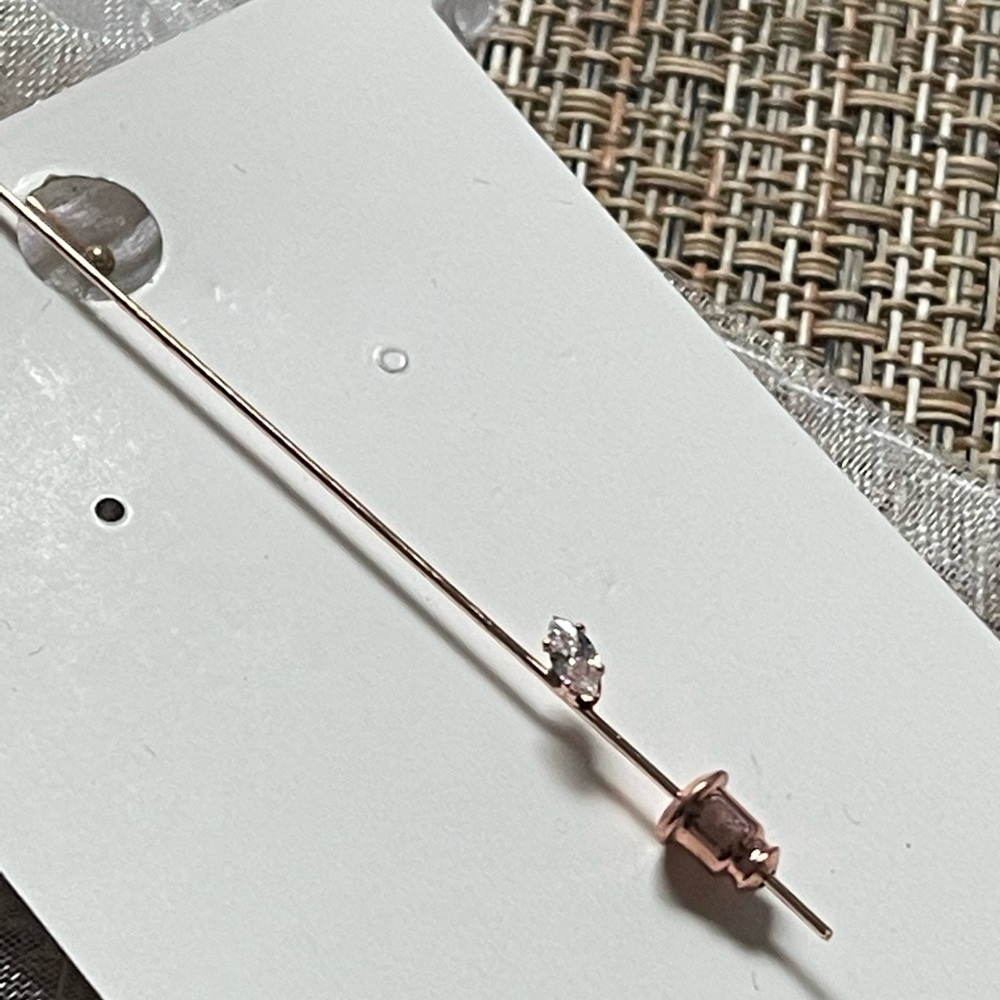 single earring - Picture 6 of 6